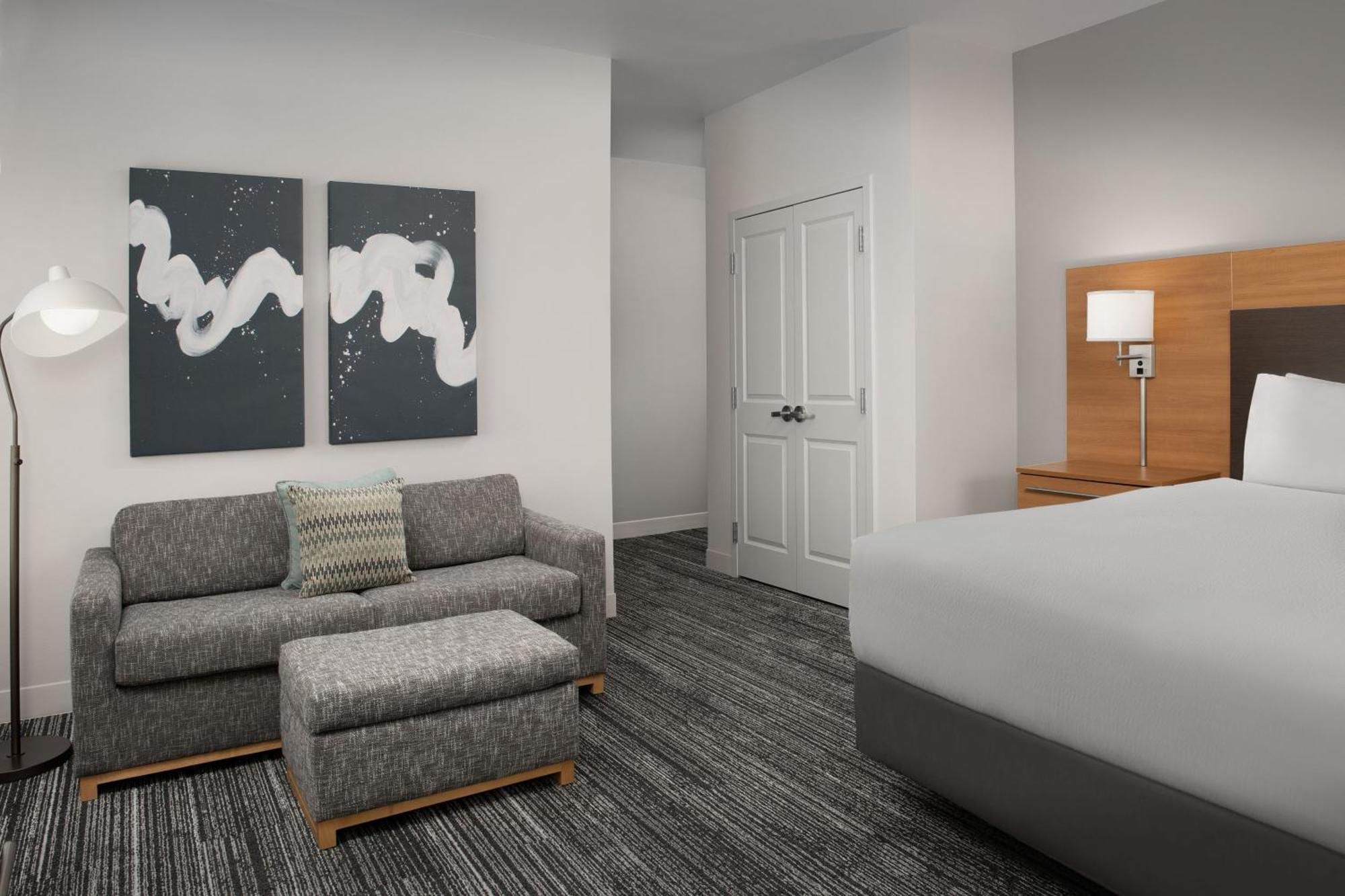 Towneplace Suites By Marriott Cheyenne Southwest/Downtown Area Exterior photo